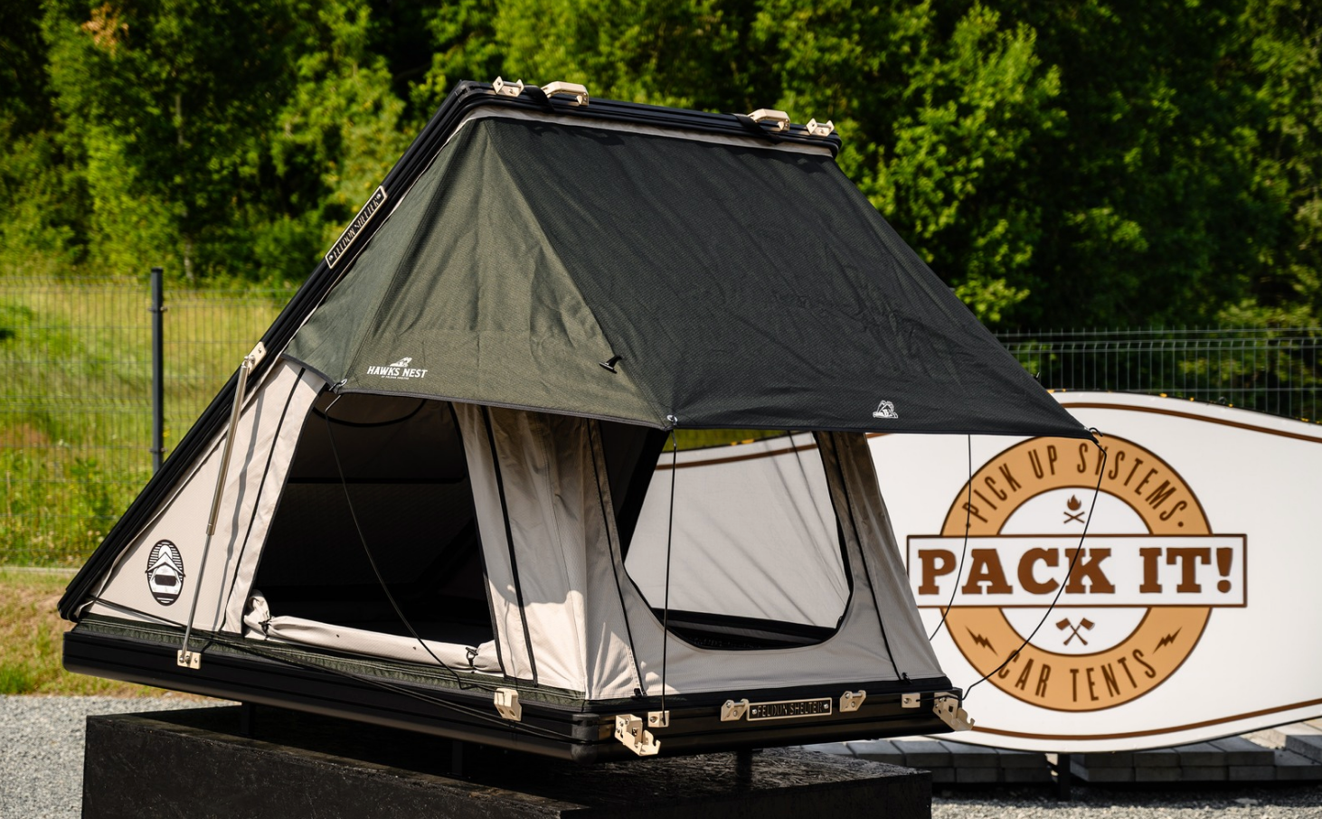 POLAND: Pack It! Tents