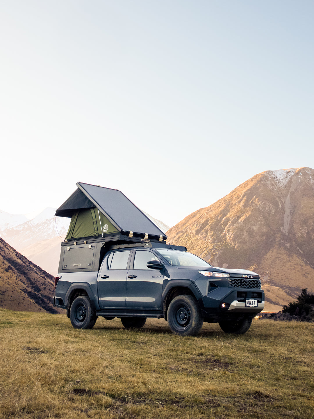 Eagle's nest Canopy Camper - Toyota Hilux